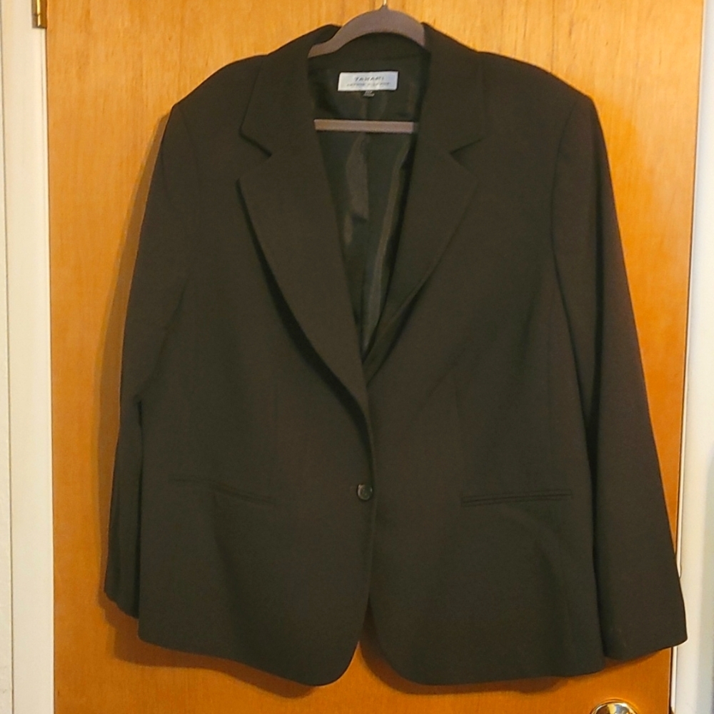 Blazer Women's Tahari -Authur S. Levine 22W Dark Chocolate Brown